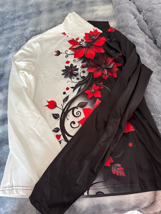 Oriental high neck Black and White Floral Long Sleeve Top - Picture 9 of 14